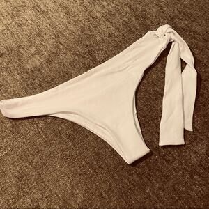 Tavik reversible white bikini bottom, side tie, Size Large
